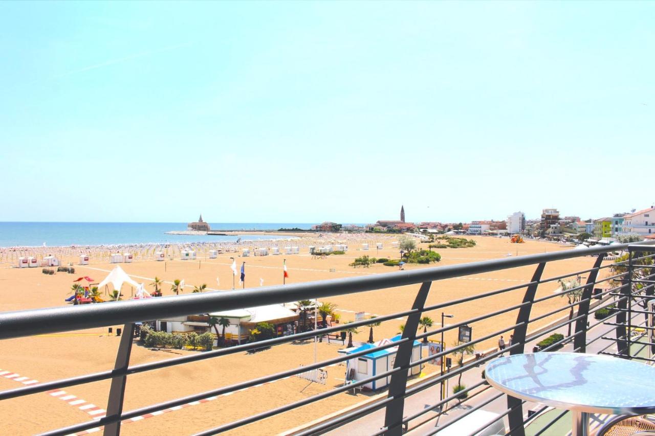 Hotel Riviera Caorle Buitenkant foto