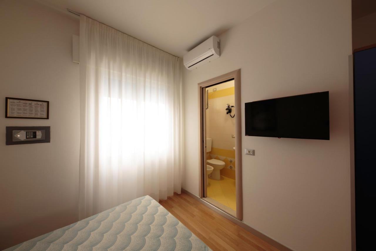 Hotel Riviera Caorle Buitenkant foto