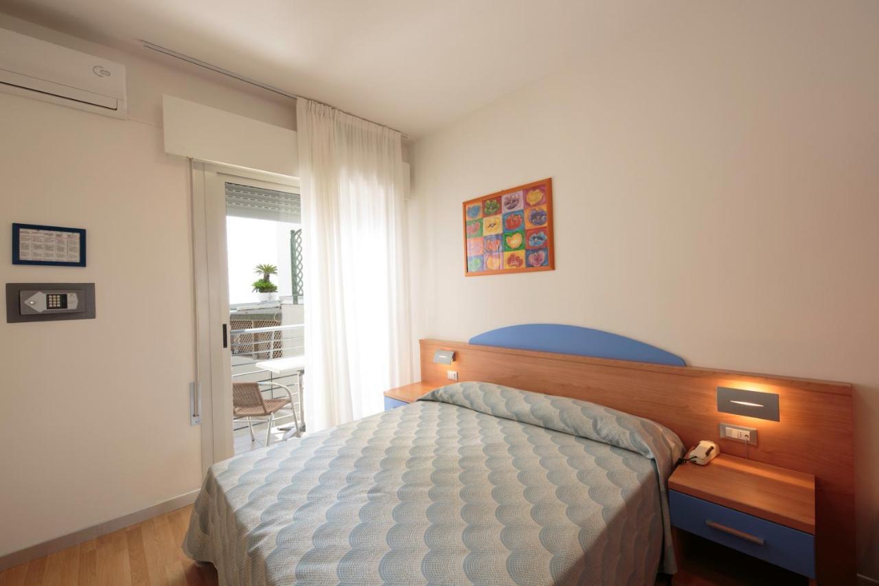 Hotel Riviera Caorle Buitenkant foto