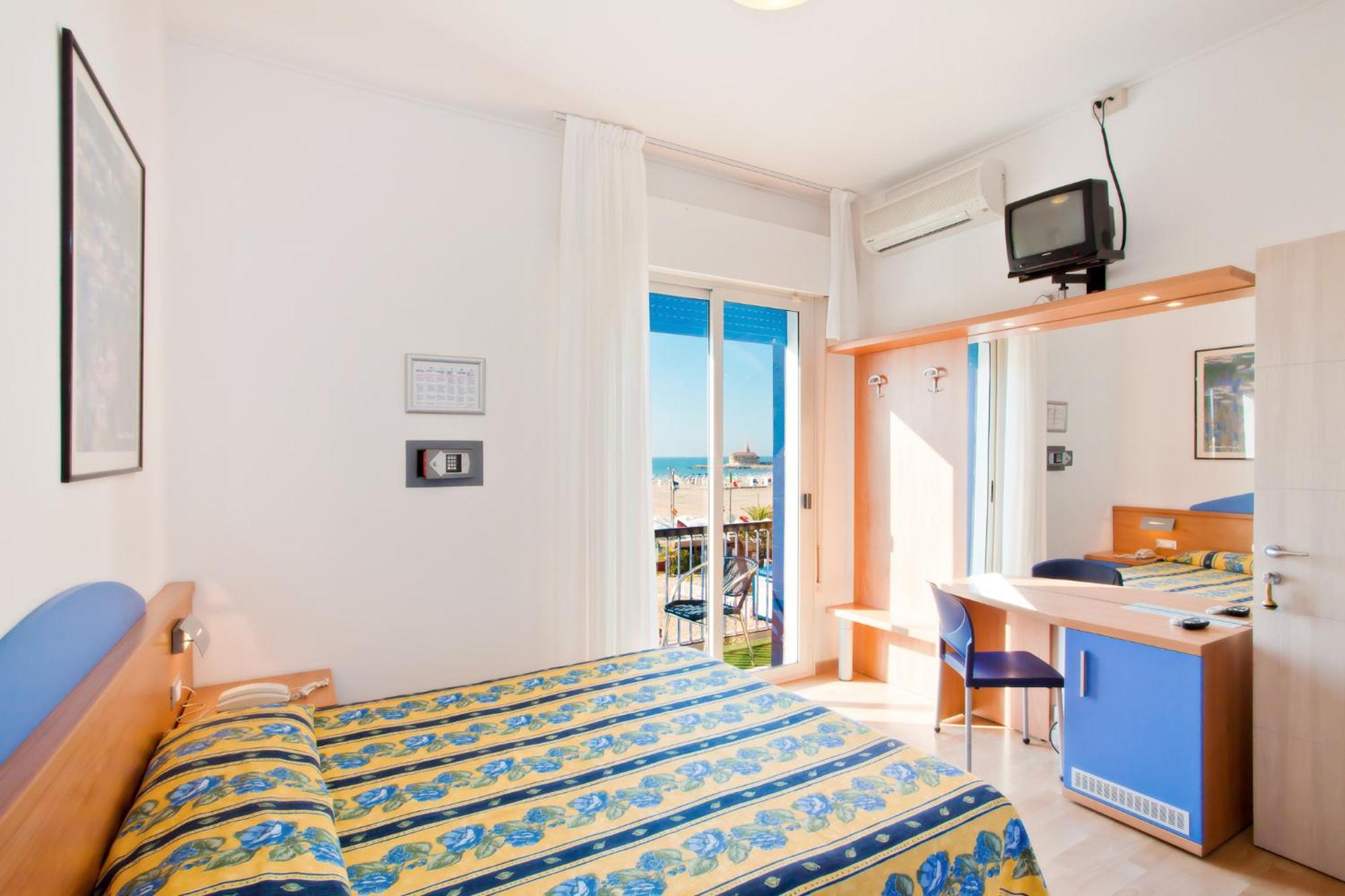 Hotel Riviera Caorle Buitenkant foto